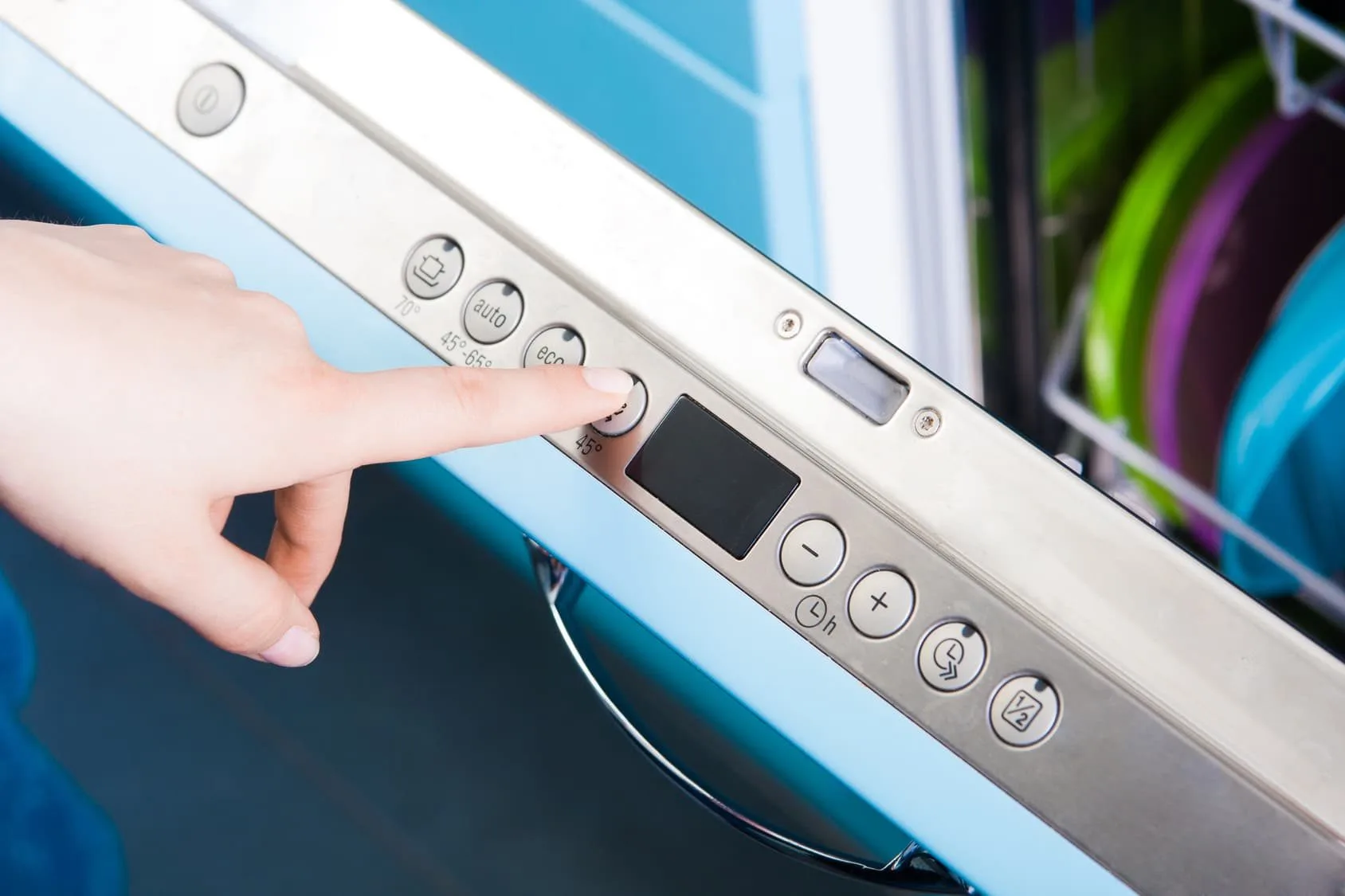 Zmywarka nie chce się zamknąć? Poznaj przyczyny i rozwiązania!